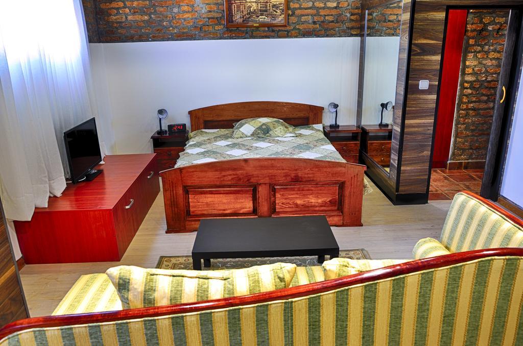 Studio 600 Beograd Rom bilde